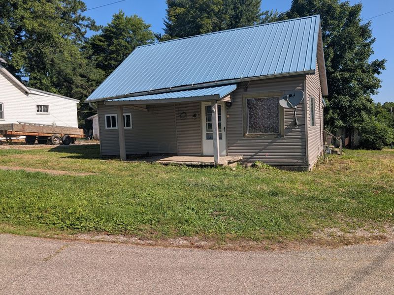 10114 Chestnut Street SE, Corning, OH 43730 Photo 7