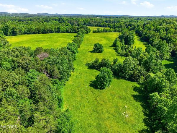 6 Highway 163 , Riceville, TN 37370