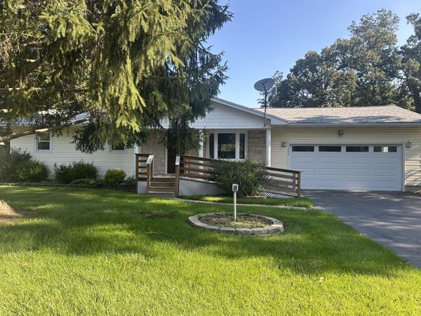 1255 Gatewood Drive , Lowell, IN 46356