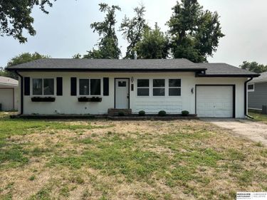 107 W Harrier Street, Valley, NE 68064