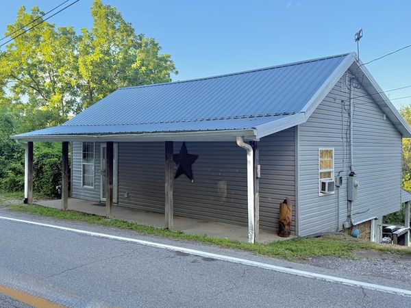 34 Apple Pie Ridge, West Liberty, WV 26074