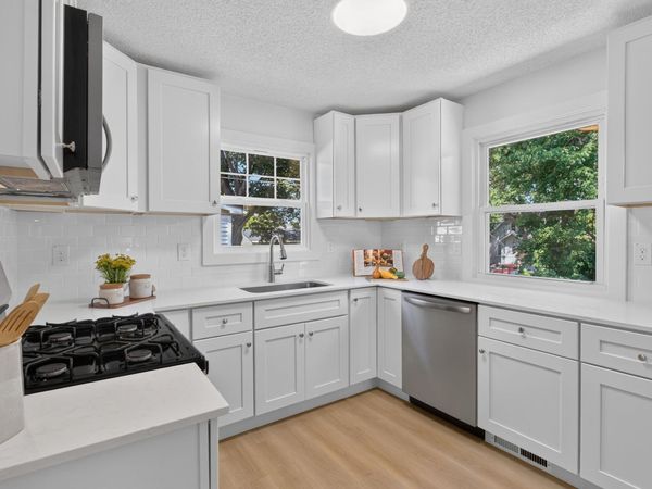 3722 Fremont Avenue N, Minneapolis, MN 55412