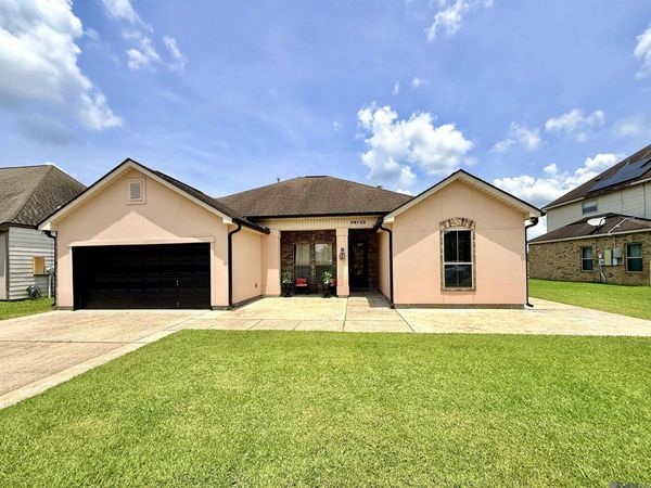 39122 Bayou View Ave, Gonzales, LA 70737