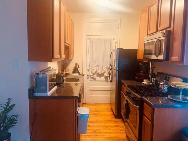 Unit 4, Chicago, IL 60618