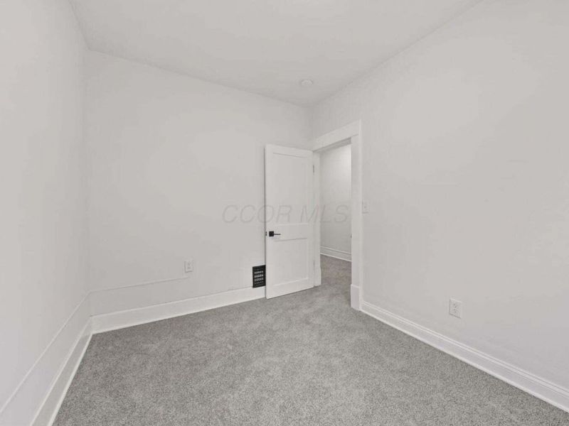 550 W TOWN Street, Unit 550, Columbus, OH 43215 Photo 16