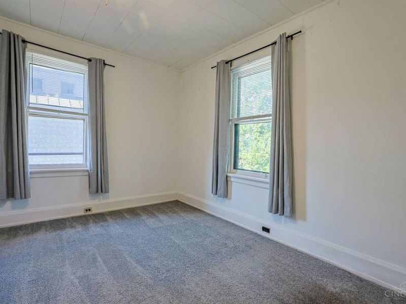 2555 Fairview Avenue, Cincinnati, OH 45219 Photo 17