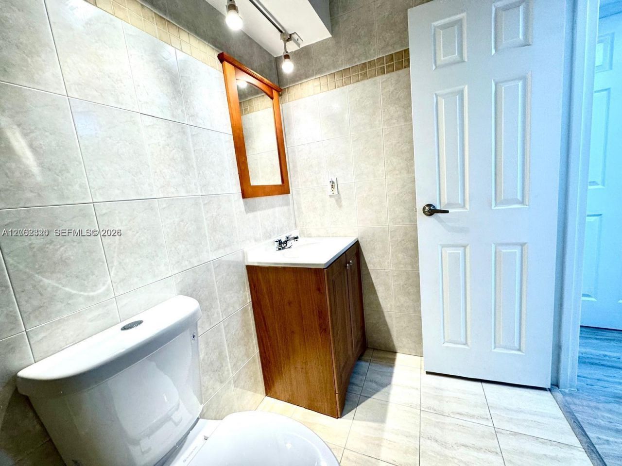 200 172nd St , Unit 206, Sunny Isles Beach, FL 33160 Photo