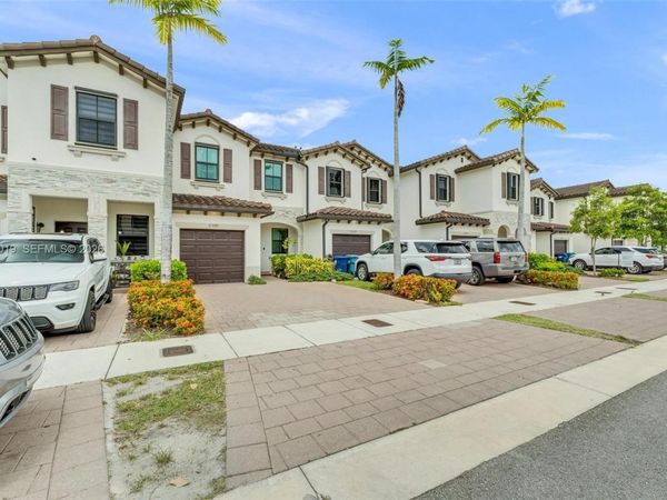 23142 SW 127th Pl , Miami, FL 33170