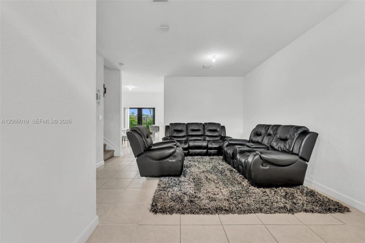 23142 SW 127th Pl, Miami, FL 33170 Photo