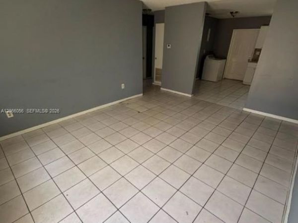 1693 NW 8th Ave , Florida City, FL 33034