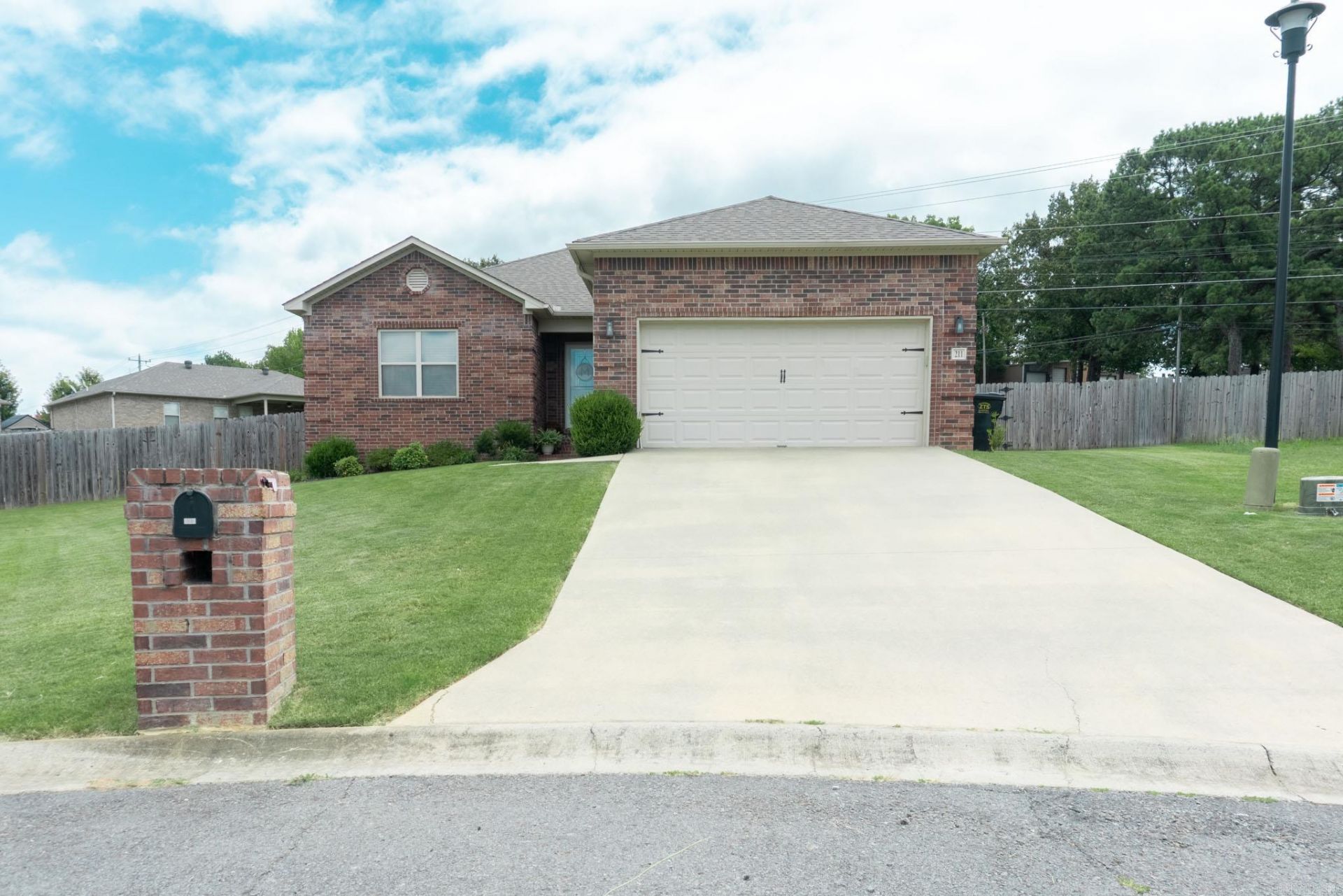 211 Sierra Cove Austin, AR 72007