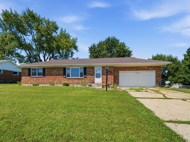 1450 Moorefield Road, Springfield, OH 45503 Photo 3
