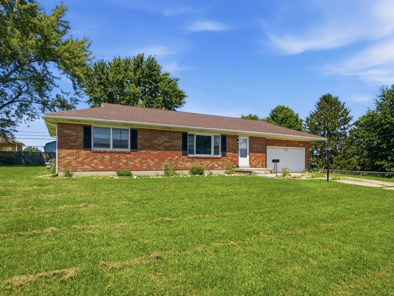 1450 Moorefield Road, Springfield, OH 45503 Photo 4