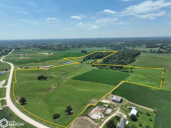 Old Cass Rd., Anamosa, IA 52205