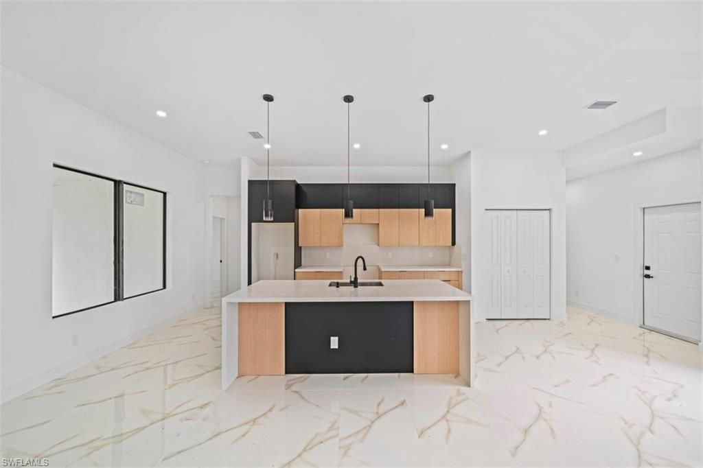 1110 Rush Ave , Lehigh Acres, FL 33972 Photo