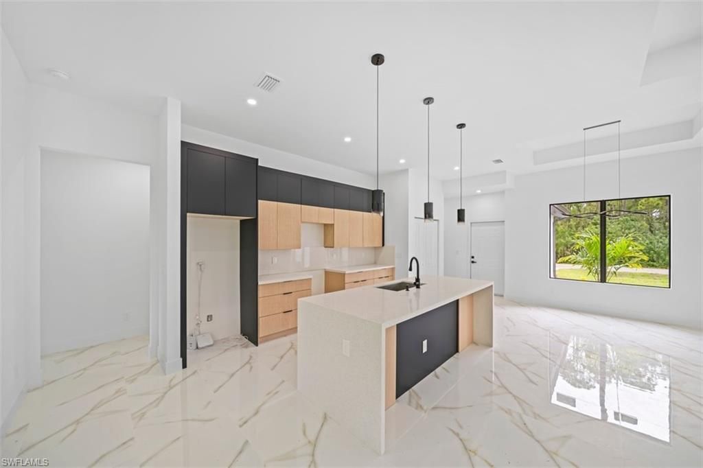 1110 Rush Ave , Lehigh Acres, FL 33972 Photo