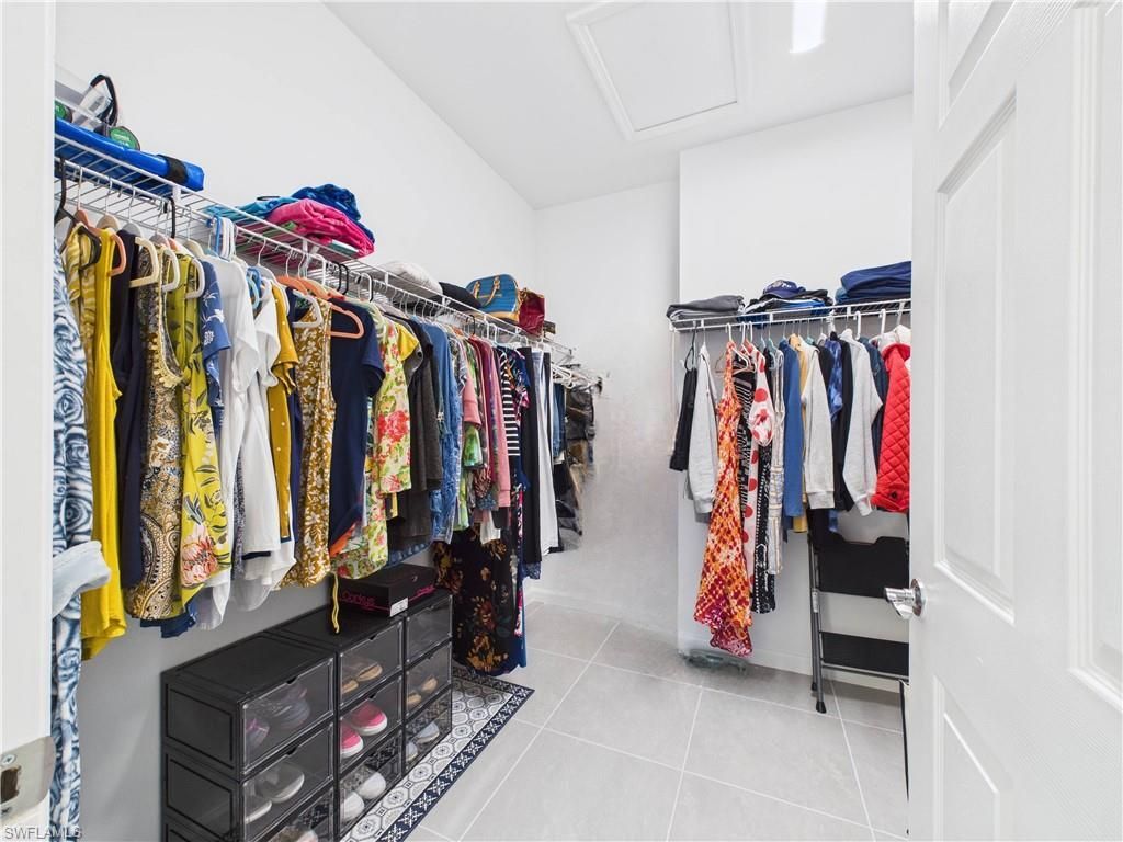 5683 Mayflower Way, Unit 901, Naples, FL 34142 Photo