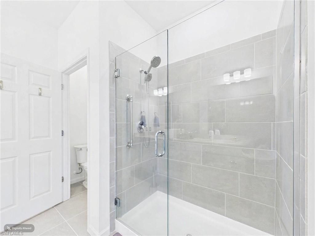 5683 Mayflower Way, Unit 901, Naples, FL 34142 Photo