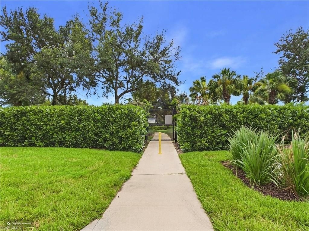 5683 Mayflower Way, Unit 901, Naples, FL 34142 Photo