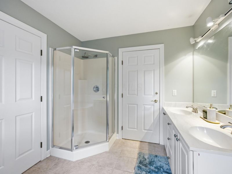 5516 Villas Drive, Unit 10C, Dublin, OH 43017 Photo 21