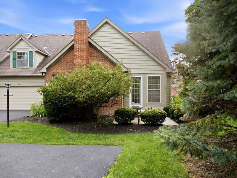 5516 Villas Drive, Unit 10C, Dublin, OH 43017 Photo 3