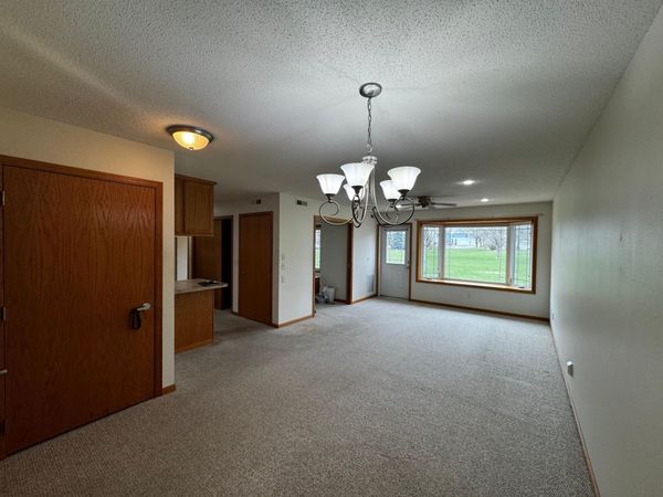 307 Roseland Avenue, Unit 5, Prinsburg, MN 56281