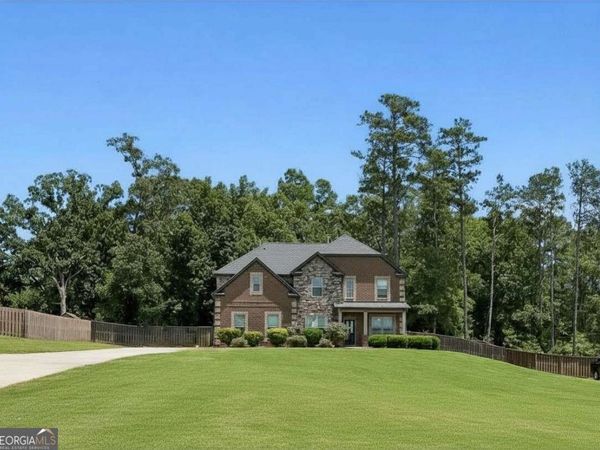 130 Virgil Drive, Fayetteville, GA 30214