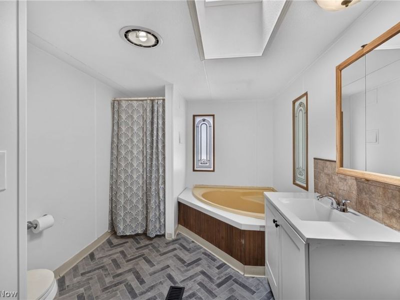 6835 Richmond Road, Unit 14, Glenwillow, OH 44139 Photo 41
