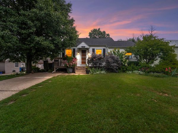 2601 37th Street, Des Moines, IA 50310