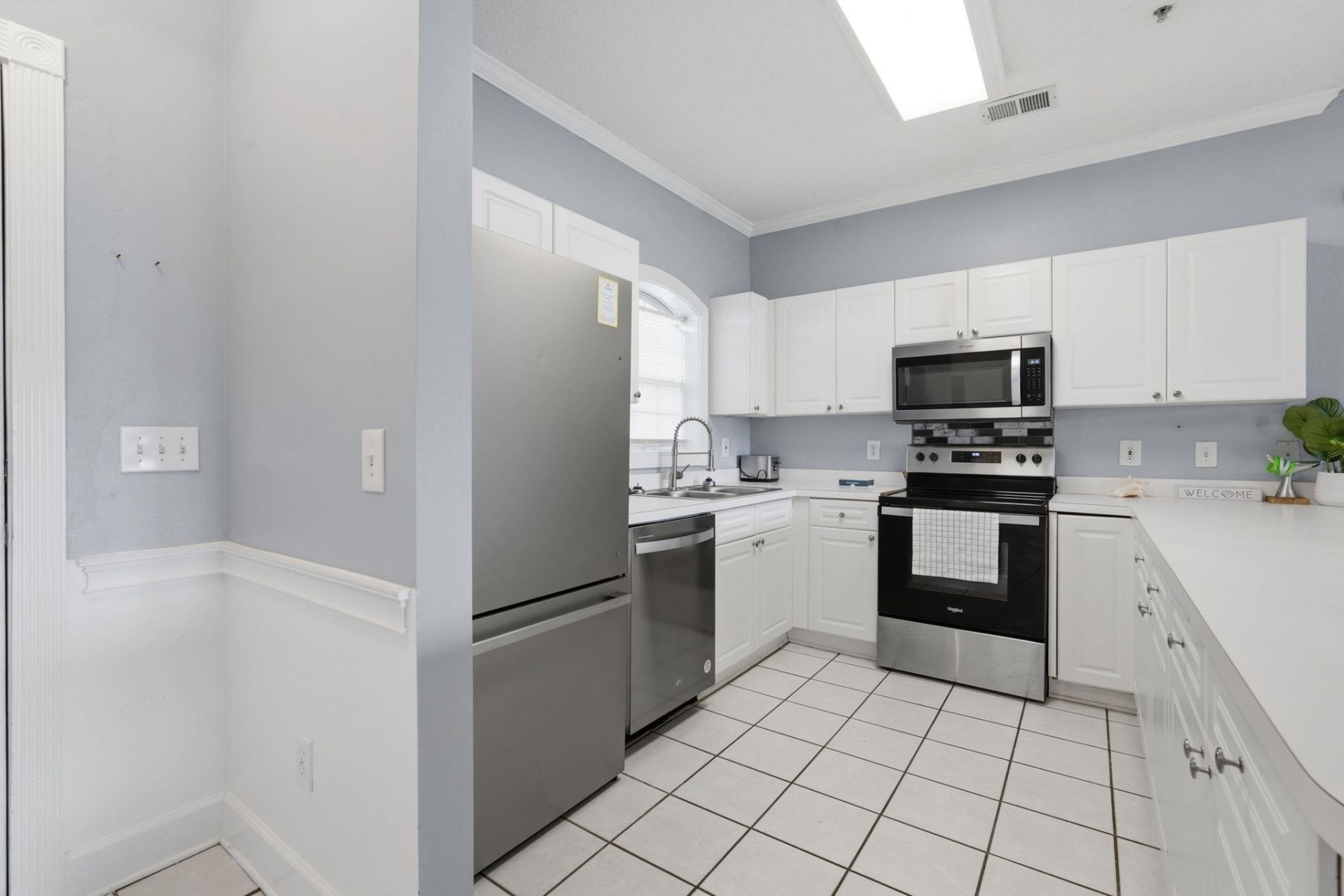 4864 Carnation Circle Photo 13
