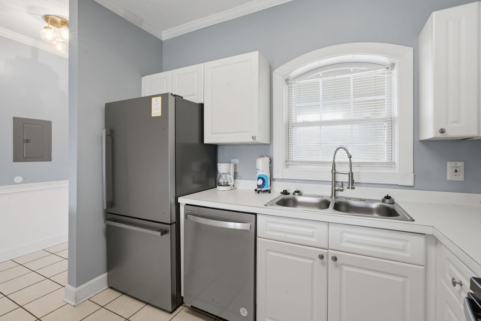 4864 Carnation Circle Photo 17