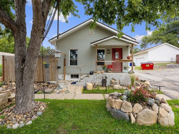 1210 Lincoln Ave , Cedar Rapids, IA 52324