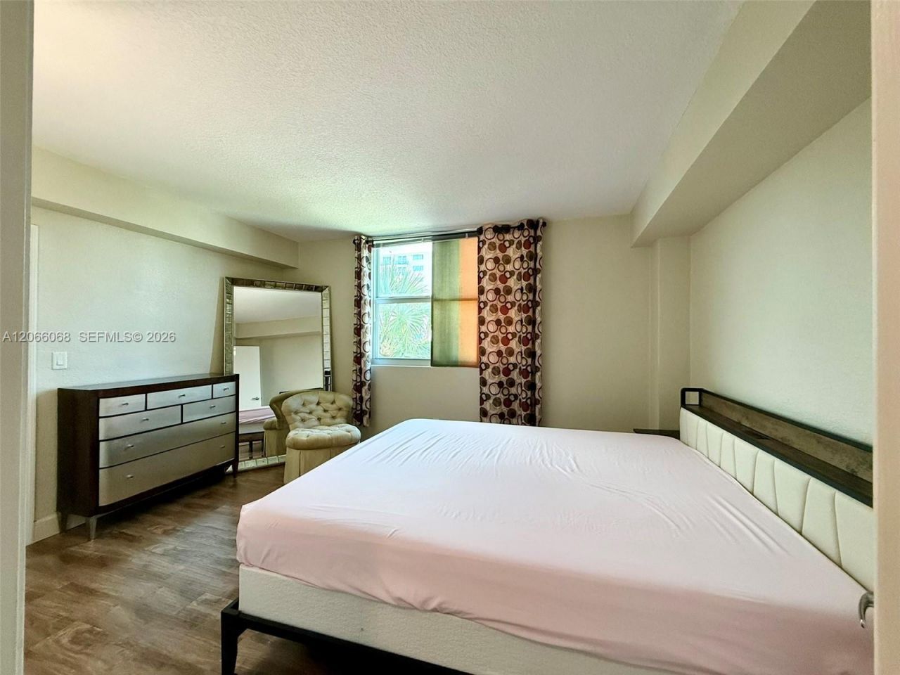 7501 E Treasure Dr , Unit 3H, North Bay Village, FL 33141 Photo