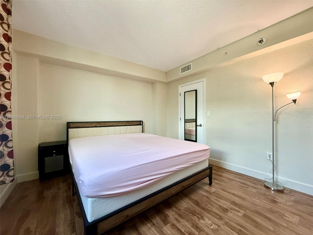 7501 E Treasure Dr , Unit 3H, North Bay Village, FL 33141 Photo
