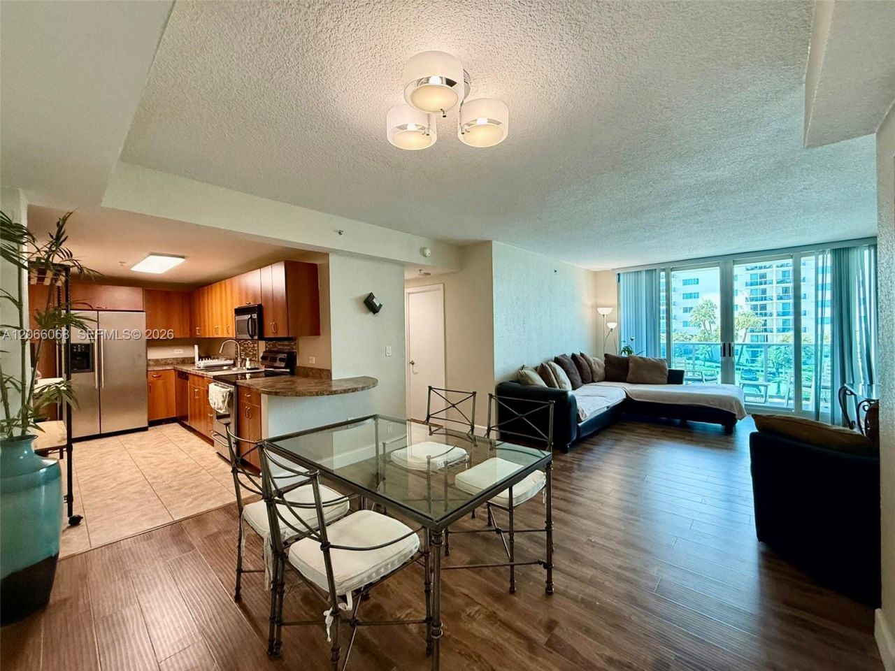 7501 E Treasure Dr , Unit 3H, North Bay Village, FL 33141 Photo
