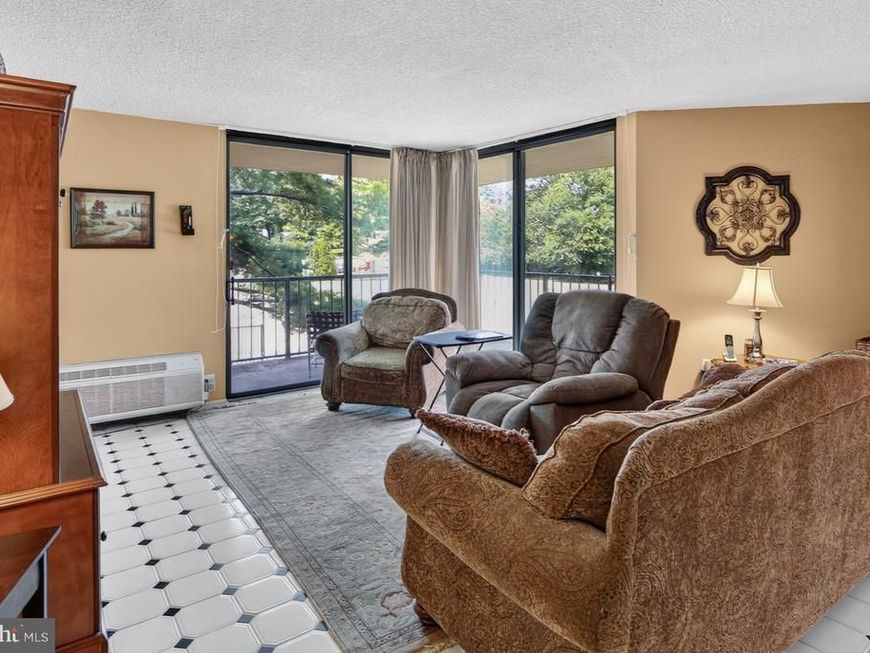 666 W Germantown Pike, Unit 1212, Plymouth Meeting, PA 19462 Main Photo