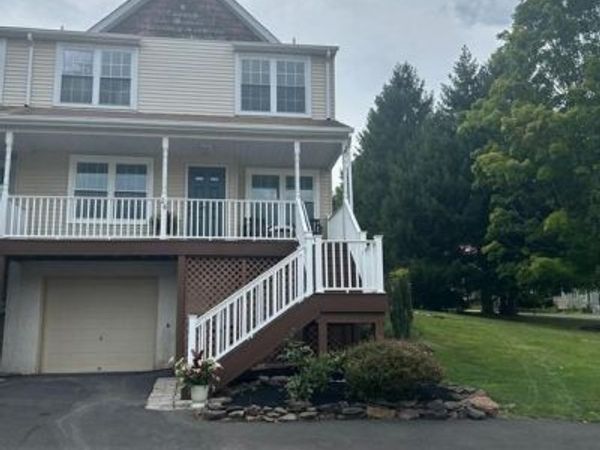 28 COTTONWOOD DR , SOUTHAMPTON, PA 18966
