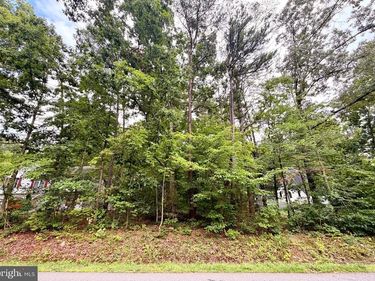 125 YORKTOWN BOULEVARD , LOCUST GROVE, VA 22508