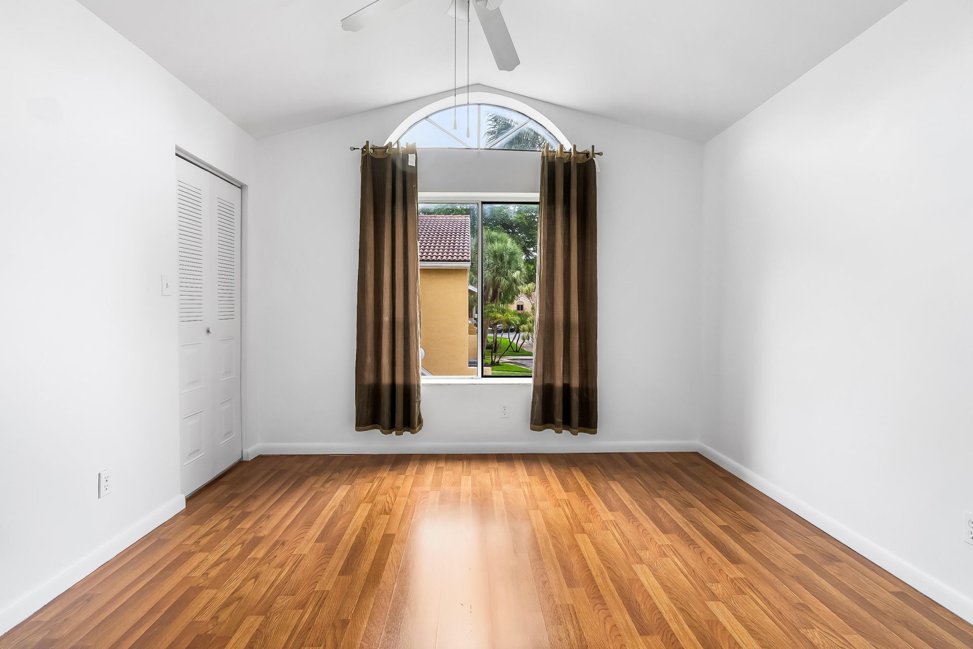 950 Coral Club Drive, Unit 950, Coral Springs, FL 33071 Photo