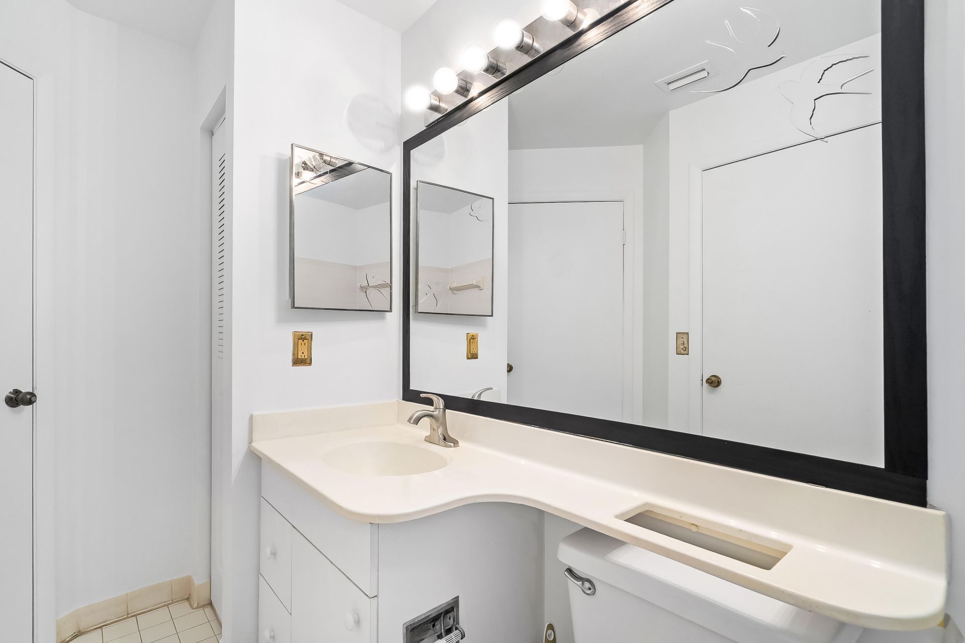 950 Coral Club Drive, Unit 950, Coral Springs, FL 33071 Photo