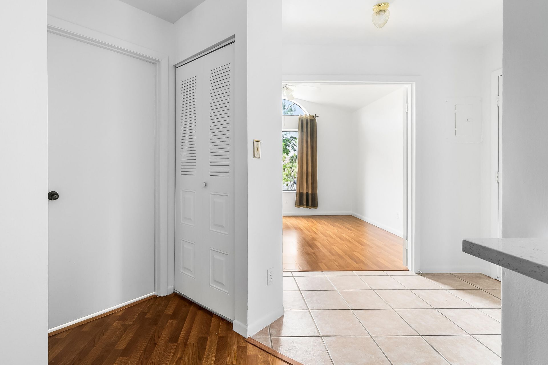 950 Coral Club Drive, Unit 950, Coral Springs, FL 33071 Photo