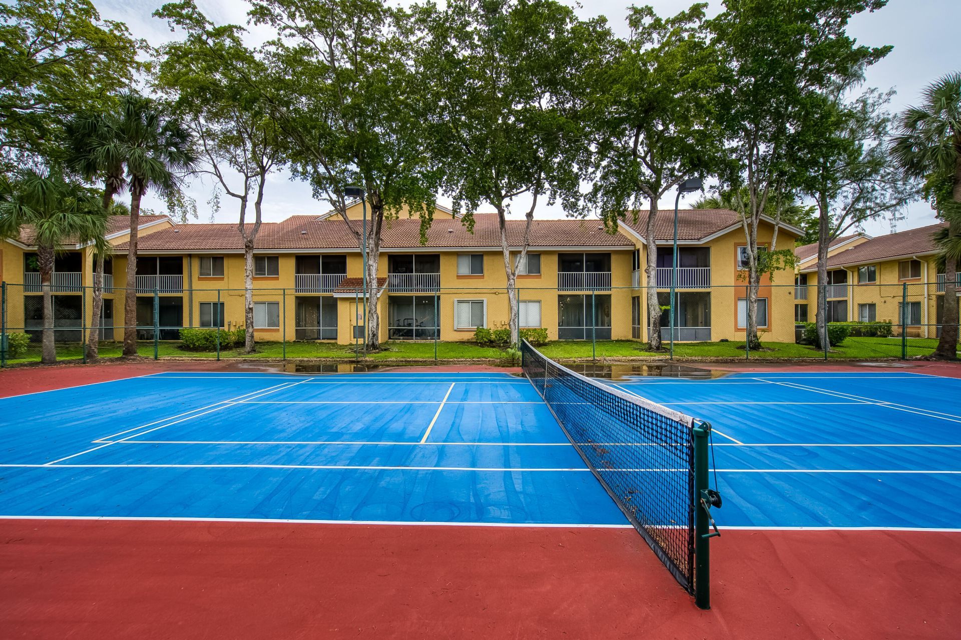 950 Coral Club Drive, Unit 950, Coral Springs, FL 33071 Photo