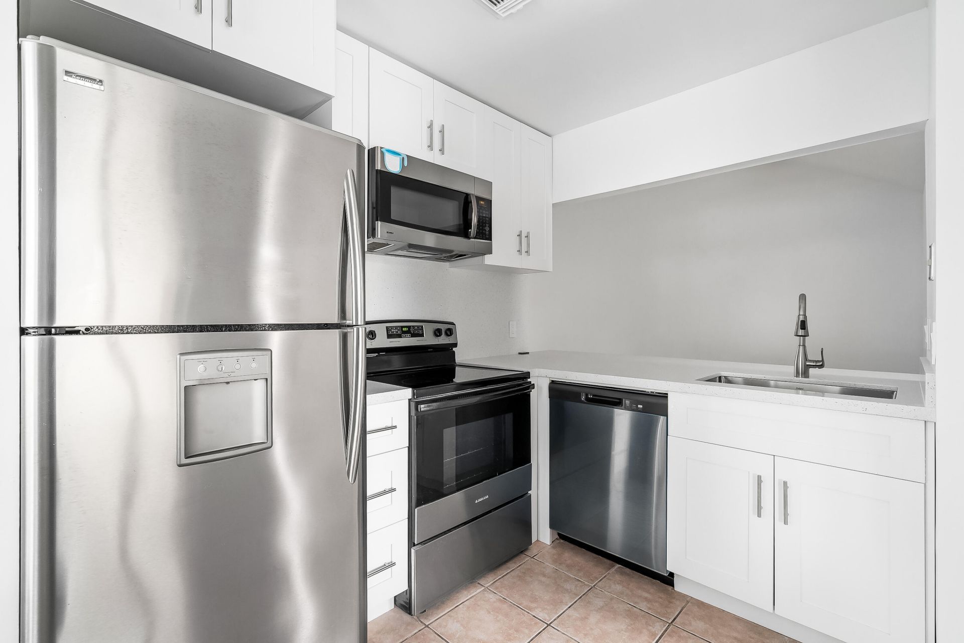 950 Coral Club Drive, Unit 950, Coral Springs, FL 33071 Photo