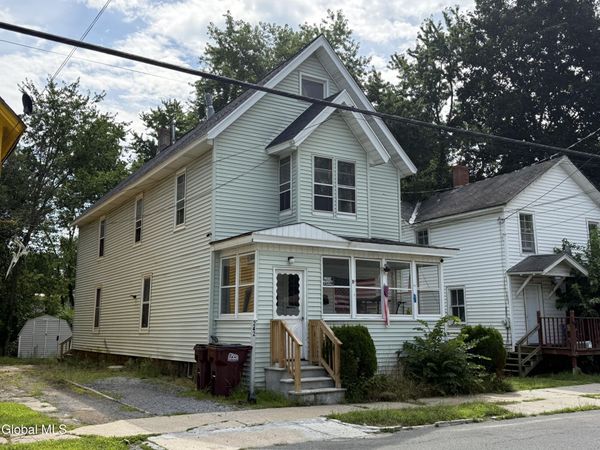 242 Bleecker Street, Gloversville, NY 12078