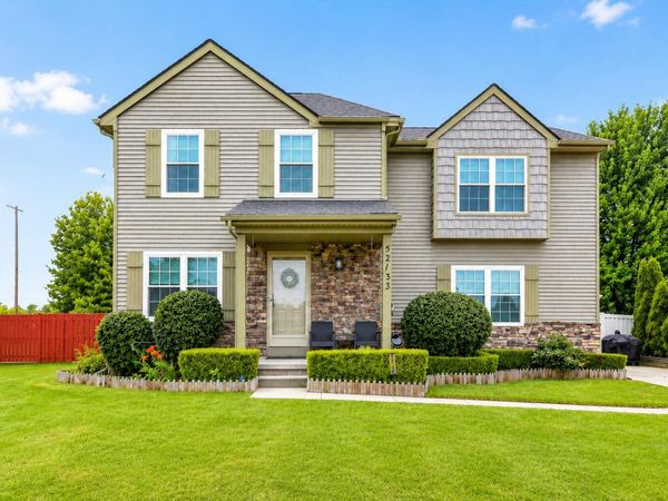 52133 Huntley Avenue, New Baltimore, MI 48047