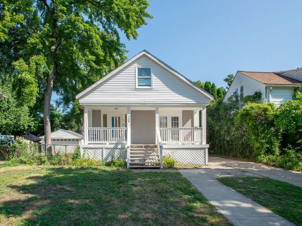 125 E Lawrence Avenue, Royal Oak, MI 48073