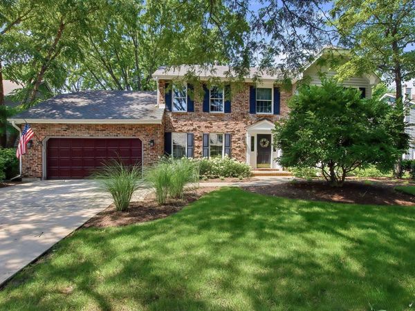 1419 Stevenson Drive , Libertyville, IL 60048