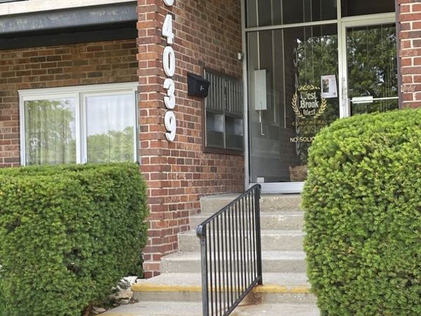 4039 Saratoga Avenue , Unit C101, Downers Grove, IL 60515