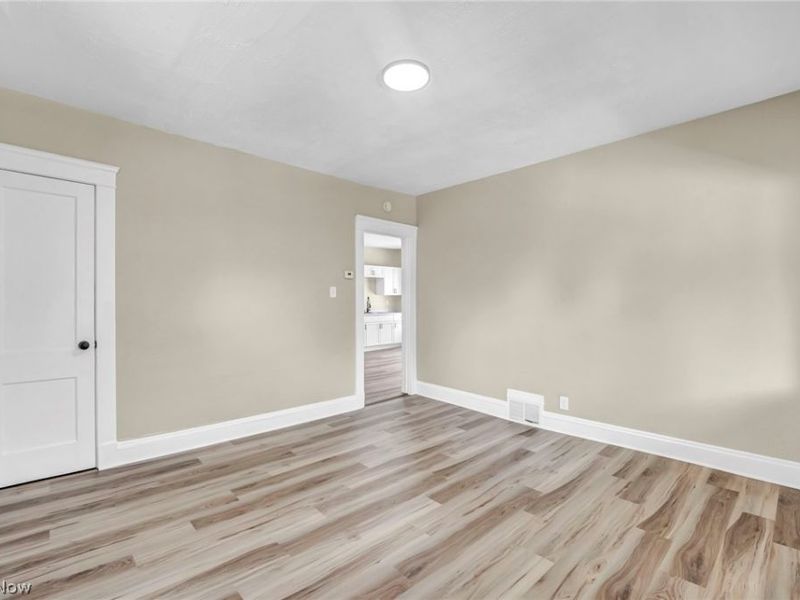 15517 Kipling Avenue, Cleveland, OH 44110 Photo 22