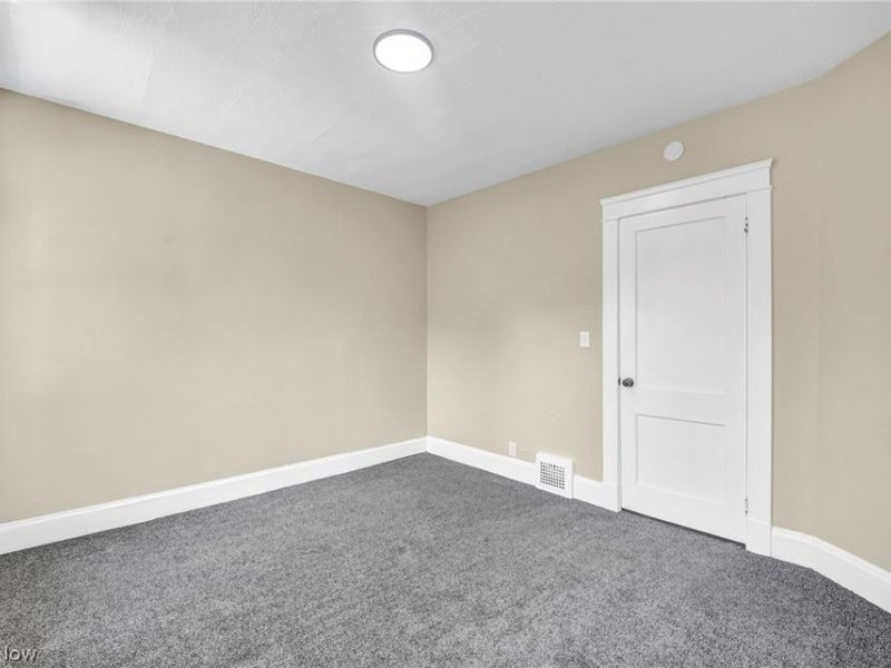 15517 Kipling Avenue, Cleveland, OH 44110 Photo 25